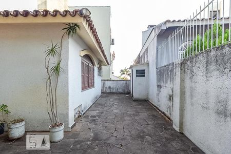 Casa à venda com 240m², 4 quartos e 2 vagas Casa à venda com 240m², 4 quartos e 2 vagasÁrea Externa