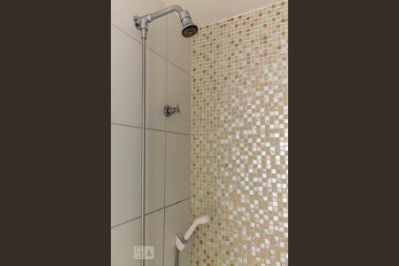 Apartamento para alugar com 49m², 2 quartos e 1 vagaChuveiro