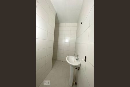 Casa à venda com 134m², 3 quartos e 1 vagaBanheiro 2