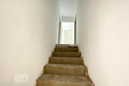 Casa à venda com 134m², 3 quartos e 1 vagaEscada