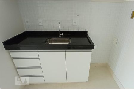 Apartamento para alugar com 35m², 1 quarto e 1 vaga Apartamento para alugar com 35m², 1 quarto e 1 vagaCozinha - Armários