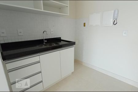 Apartamento para alugar com 35m², 1 quarto e 1 vaga Apartamento para alugar com 35m², 1 quarto e 1 vagaCozinha - Armários