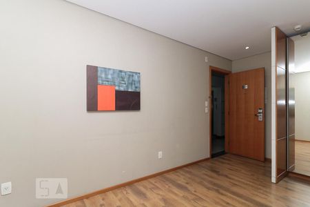 Sala/Cozinha de kitnet/studio à venda com 1 quarto, 32m² em Vila Osasco, Osasco