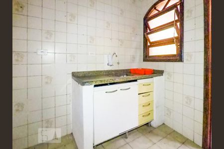 Casa à venda com 98m², 2 quartos e 2 vagasCozinha