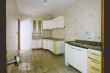 Casa à venda com 98m², 2 quartos e 2 vagasCozinha