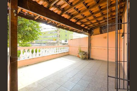 Casa à venda com 98m², 2 quartos e 2 vagasQuarto 2