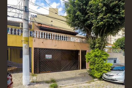 Casa à venda com 98m², 2 quartos e 2 vagasFachada