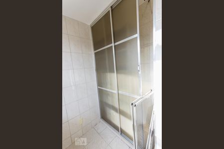 Apartamento à venda com 45m², 2 quartos e 1 vaga Apartamento à venda com 45m², 2 quartos e 1 vagaCozinha e Área de Serviço