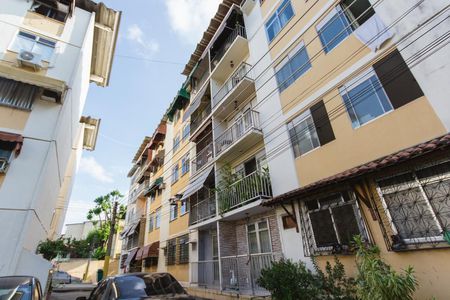 Apartamento à venda com 45m², 2 quartos e 1 vaga Apartamento à venda com 45m², 2 quartos e 1 vagaFachada