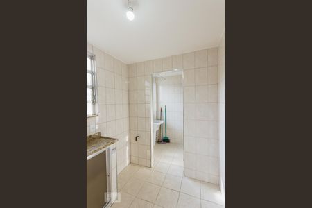 Apartamento à venda com 45m², 2 quartos e 1 vaga Apartamento à venda com 45m², 2 quartos e 1 vagaCozinha e Área de Serviço