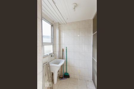 Apartamento à venda com 45m², 2 quartos e 1 vaga Apartamento à venda com 45m², 2 quartos e 1 vagaCozinha e Área de Serviço