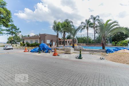 Apartamento para alugar com 77m², 3 quartos e 1 vagaÁrea comum - Piscina