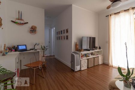 Sala de apartamento para alugar com 2 quartos, 64m² em Continental, Osasco