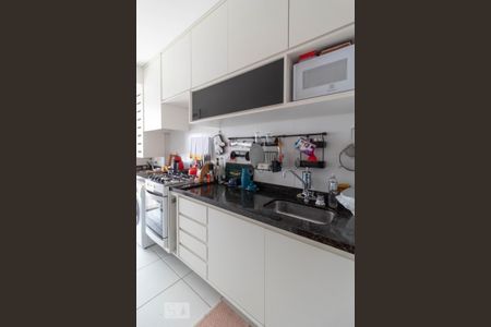 Cozinha de apartamento para alugar com 2 quartos, 64m² em Continental, Osasco