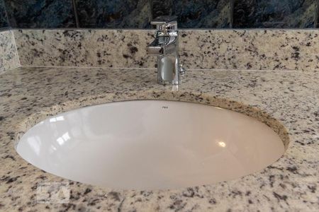 Banheiro - lavatório de apartamento para alugar com 1 quarto, 76m² em Paraíso, São Paulo