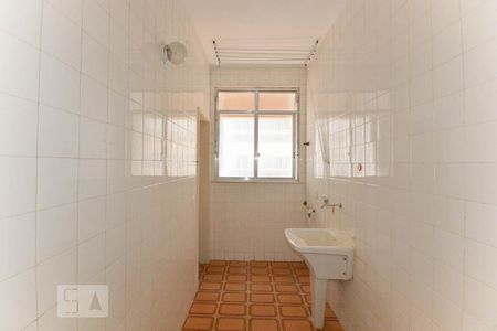 Apartamento à venda com 127m², 3 quartos e 2 vagas Apartamento à venda com 127m², 3 quartos e 2 vagasÁrea de Serviço