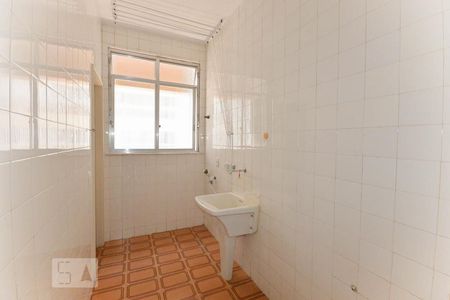 Apartamento à venda com 127m², 3 quartos e 2 vagas Apartamento à venda com 127m², 3 quartos e 2 vagasÁrea de Serviço