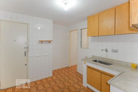 Apartamento à venda com 127m², 3 quartos e 2 vagas Apartamento à venda com 127m², 3 quartos e 2 vagasCozinha