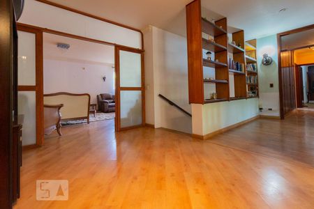 Sala de casa à venda com 6 quartos, 900m² em Jardim Marajoara, São Paulo