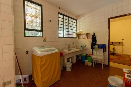 Casa para alugar com 900m², 6 quartos e 5 vagas Casa para alugar com 900m², 6 quartos e 5 vagasLavanderia