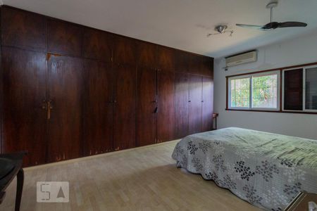 Casa para alugar com 900m², 6 quartos e 5 vagas Casa para alugar com 900m², 6 quartos e 5 vagasSuíte