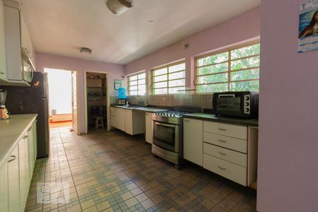 Casa para alugar com 900m², 6 quartos e 5 vagas Casa para alugar com 900m², 6 quartos e 5 vagasCozinha