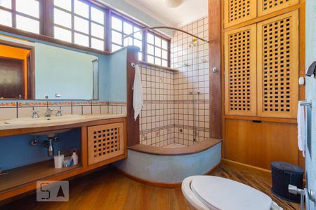 Casa para alugar com 900m², 6 quartos e 5 vagas Casa para alugar com 900m², 6 quartos e 5 vagasBanheiro