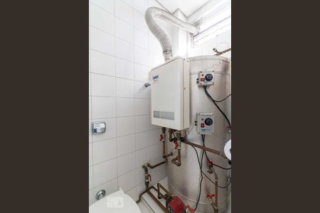 Apartamento à venda com 200m², 2 quartos e 2 vagasBanheiro de serviço