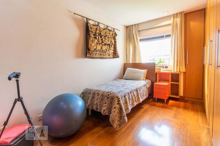 Quarto de apartamento à venda com 2 quartos, 200m² em Cerqueira César, São Paulo