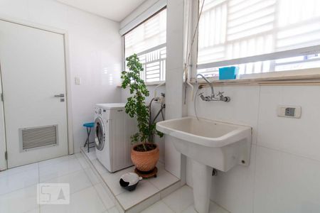 Apartamento à venda com 200m², 2 quartos e 2 vagasÁrea de serviço