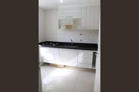 Casa de condomínio à venda com 69m², 2 quartos e 1 vagaCozinha
