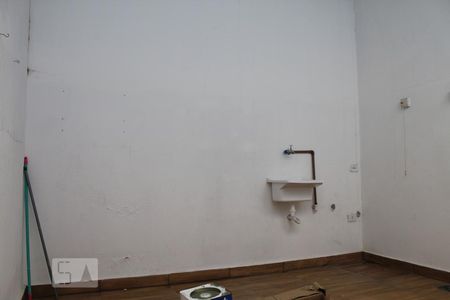 Casa de condomínio à venda com 69m², 2 quartos e 1 vagaQuintal