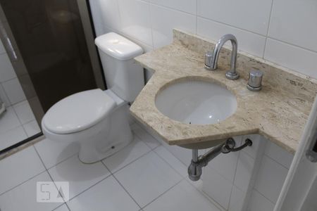 Casa de condomínio à venda com 69m², 2 quartos e 1 vagaBanheiro