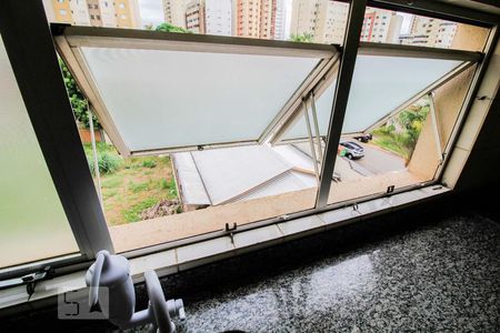 Apartamento para alugar com 103m², 3 quartos e 1 vagaCozinha - Vista