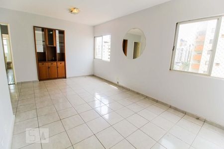 Sala de apartamento para alugar com 3 quartos, 103m² em St. Nova Suiça, Goiânia