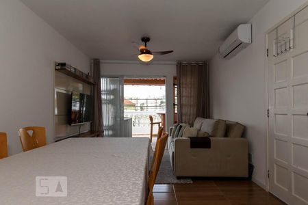 Sala de casa à venda com 3 quartos, 180m² em Vila Guarani (z Sul), São Paulo