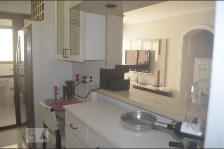Cozinha de apartamento para alugar com 3 quartos, 89m² em Vila Progredior, São Paulo