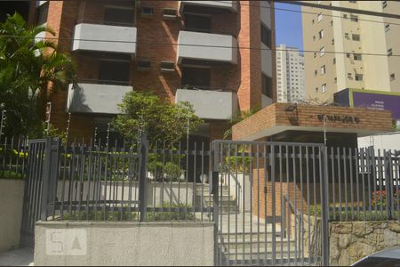 Apartamento para alugar com 89m², 3 quartos e 2 vagasFachada