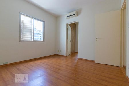 Quarto da suíte 1 de apartamento à venda com 4 quartos, 226m² em Cambuí, Campinas