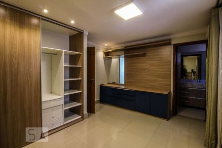 Casa à venda com 200m², 3 quartos e 3 vagas Casa à venda com 200m², 3 quartos e 3 vagasQuarto Suíte 2