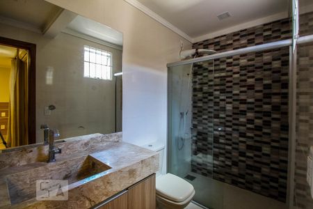 Banheiro da Suíte 2 de casa à venda com 3 quartos, 200m² em Guará Ii, Brasília