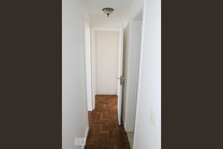 Corredor de apartamento para alugar com 3 quartos, 117m² em Jardim Botânico, Rio de Janeiro