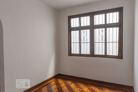 Sala de apartamento para alugar com 2 quartos, 120m² em Passo da Areia, Porto Alegre