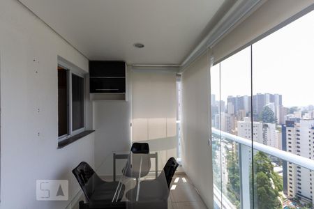 Varanda de apartamento à venda com 2 quartos, 60m² em Vila Andrade, São Paulo