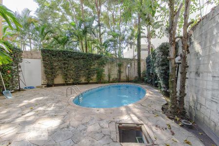 Casa de condomínio à venda com 95m², 3 quartos e 2 vagasPiscina 