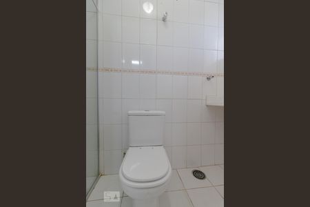 Casa de condomínio à venda com 95m², 3 quartos e 2 vagasBanheiro da Suíte