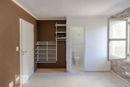 Casa de condomínio à venda com 95m², 3 quartos e 2 vagasSuíte