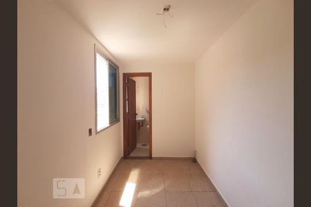 Apartamento à venda com 160m², 3 quartos e 2 vagasQuarto 2 - Suíte
