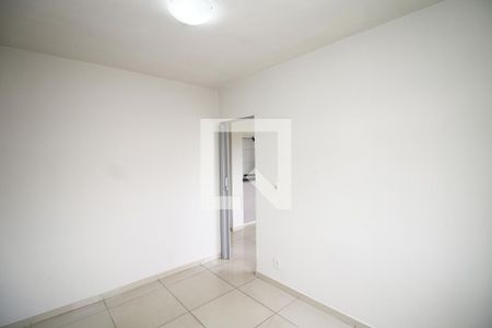 Quarto 1 de apartamento para alugar com 2 quartos, 50m² em Irajá, Rio de Janeiro