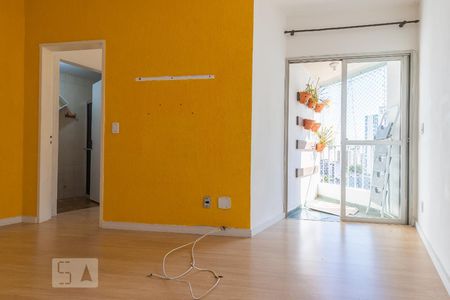 Apartamento à venda com 55m², 1 quarto e 1 vaga Apartamento à venda com 55m², 1 quarto e 1 vagaSala